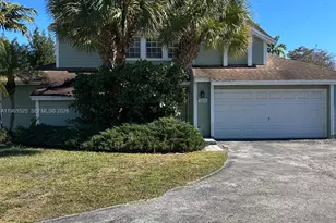 10035 SW 141st Ct, Miami, FL 33186 - Photo 4