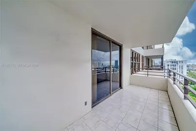 2500 Parkview Dr #2019, Hallandale Beach, FL 33009 - Photo 40