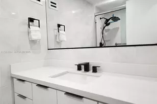 3505 S Ocean Dr, Hollywood, FL 33019 - Photo 28