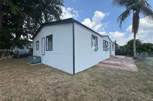 19800 SW 180th, Miami, FL 33187 - Photo 4