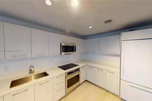 55 SW 9th St, Miami, FL 33130 - Photo 4