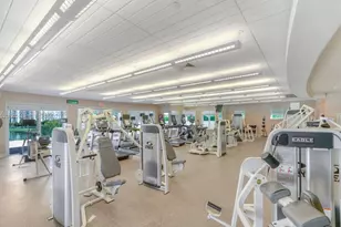 19900 E Country Club Dr, Aventura, FL 33180 - Photo 14