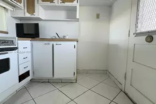 [Address not provided], Aventura, FL 33160 - Photo 18