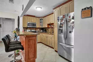 2821 SW 65th Ave, Miami, FL 33155 - Photo 4