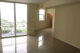 1 Glen Royal Pkwy, Miami, FL 33125 - Photo 2