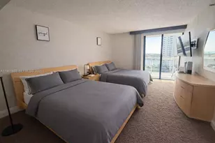 20505 E Country Club Dr, Aventura, FL 33180 - Photo 6