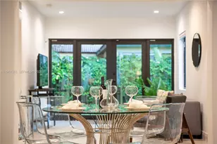 360 NE 87th St, El Portal, FL 33138 - Photo 8