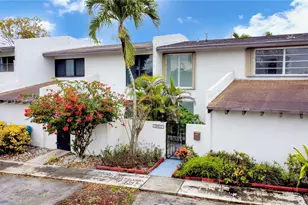 10921 SW 70th Terrace, Miami, FL 33173 - Photo 2