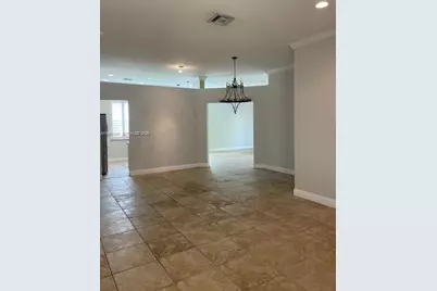 1538 Winterberry Ln #1538, Weston, FL 33327 - Photo 4