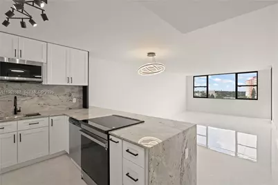 3180 S Ocean Dr #717, Hallandale Beach, FL 33009 - Photo 4