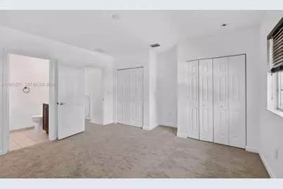 4206 Napoli Lake Dr, Riviera Beach, FL 33410 - Photo 34