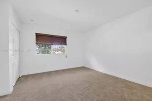 4206 Napoli Lake Dr, Riviera Beach, FL 33410 - Photo 32