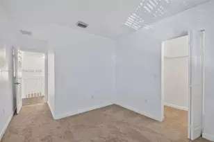 4206 Napoli Lake Dr, Riviera Beach, FL 33410 - Photo 40