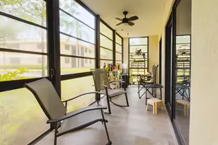 921 NE 199th St, Miami, FL 33179 - Photo 8