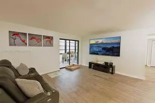 921 NE 199th St, Miami, FL 33179 - Photo 6