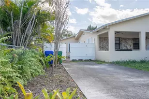 4350 SW 5th St, Miami, FL 33134 - Photo 2