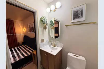 920 SW 50th Ave, Plantation, FL 33317 - Photo 12