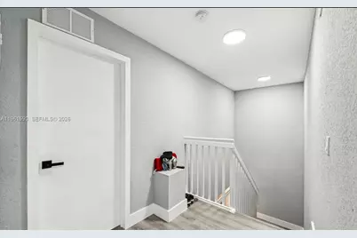 380 NW 20th St #8, Miami, FL 33127 - Photo 8