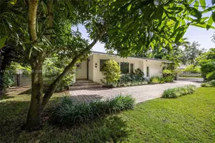 1101 Coral Wy, Coral Gables, FL 33134 - Photo 1