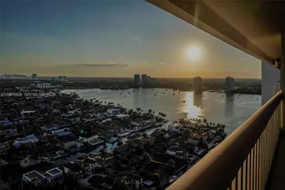 2000 Island Blvd #2404, Aventura, FL 33160 - Photo 12