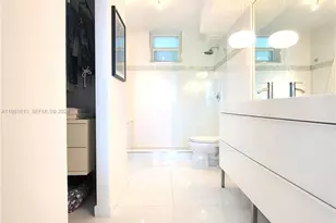 1670 Lincoln Ct, Miami Beach, FL 33139 - Photo 10