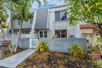 7345 NW 75th St, Tamarac, FL 33321 - Photo 38
