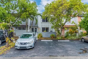 7345 NW 75th St, Tamarac, FL 33321 - Photo 2