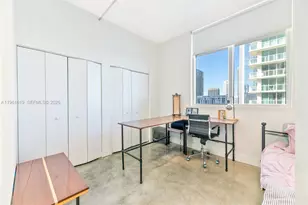 700 NE 25th St, Miami, FL 33137 - Photo 24