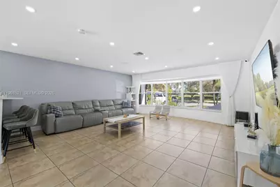 3460 N 46th Ave, Hollywood, FL 33021 - Photo 22