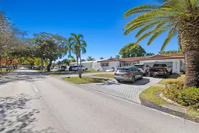 3460 N 46th Ave, Hollywood, FL 33021 - Photo 42