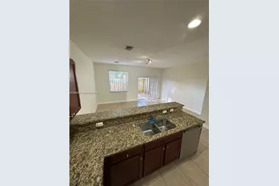 9041 SW 227th St #5, Cutler Bay, FL 33190 - Photo 6