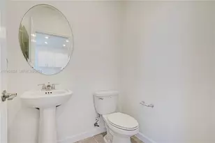 2728 SE 24th Ct, Homestead, FL 33035 - Photo 18