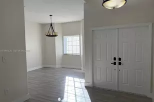 5521 SW 158th Ct, Miami, FL 33185 - Photo 4