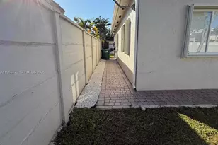 5521 SW 158th Ct, Miami, FL 33185 - Photo 20