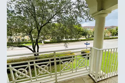 10901 NW 88th Ter #806, Doral, FL 33178 - Photo 2