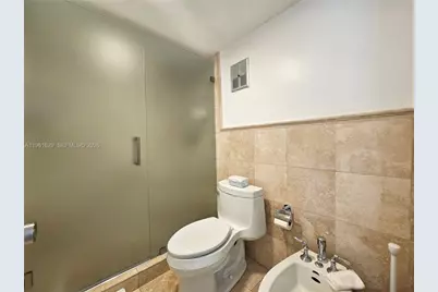 3200 Collins Ave #9-6, Miami Beach, FL 33140 - Photo 14