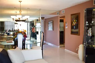 9201 Sunrise Lakes Blvd, Sunrise, FL 33322 - Photo 10