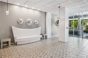 1020 Meridian Ave, Miami Beach, FL 33139 - Photo 24