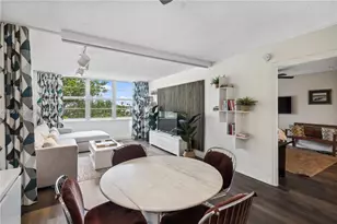 1020 Meridian Ave, Miami Beach, FL 33139 - Photo 2