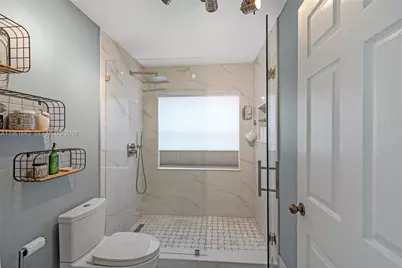 16322 SW 76th St, Miami, FL 33193 - Photo 18