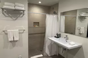 777 N Ocean Dr, Hollywood, FL 33019 - Photo 22