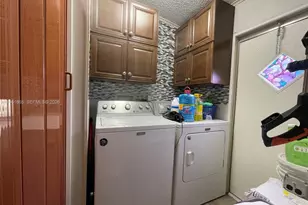 19800 SW 180th Ave, Miami, FL 33187 - Photo 14