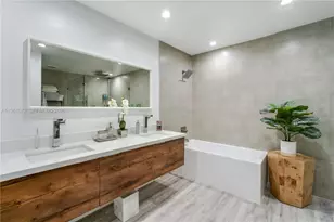 2701 NE 52nd St, Lighthouse Point, FL 33064 - Photo 32
