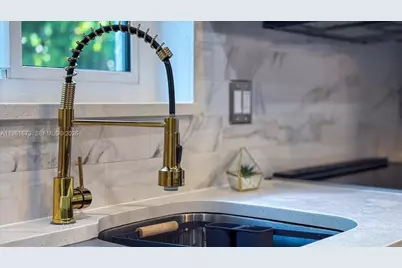 2400 SW 21st Ter, Miami, FL 33145 - Photo 26