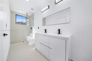 11 NE 51st St, Miami, FL 33137 - Photo 14