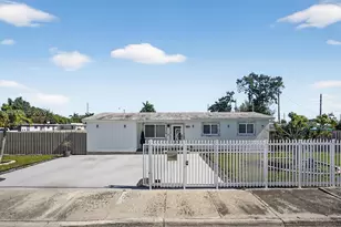 22301 SW 117th Pl, Miami, FL 33170 - Photo 2