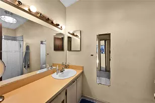 13010 SW 119th St, Miami, FL 33186 - Photo 16