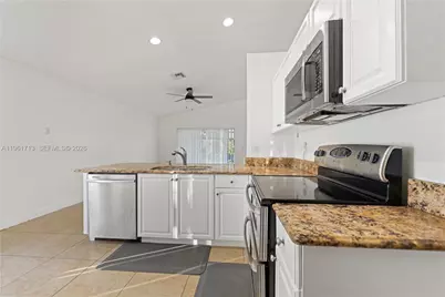 17491 SW 33rd St, Miramar, FL 33029 - Photo 12