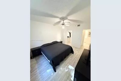 19501 E Country Club Dr #9104, Aventura, FL 33180 - Photo 2