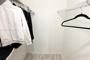 19501 E Country Club Dr, Aventura, FL 33180 - Photo 6